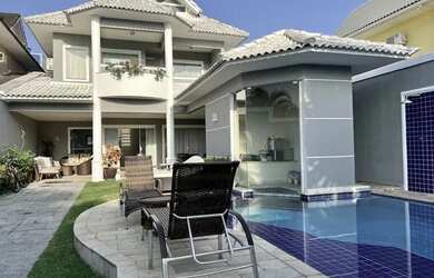 Imagem: Casa para aluguel tem 350 metros quadrados com 4 quartos