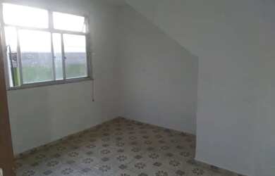 Imagem: A casa possui 1 Dormitório, 1 Banheiro e está localizado