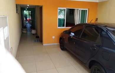 Imagem: A casa em condomínio possui 3 Dormitórios, 2 Banheiros, 2