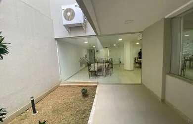 Imagem: O apartamento possui 3 Dormitórios, 3 Banheiros, 2 Vagas na