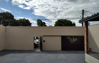 Imagem 7: Linda casa para família com espaço para lazer e segurança