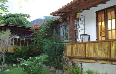 Imagem: O depósito possui 5 Vagas na garagem, 650m² de Área e está