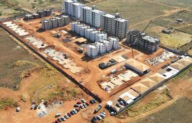 Imagem: O apartamento possui 2 Dormitórios, 1 Banheiro, 1 Vaga na garagem