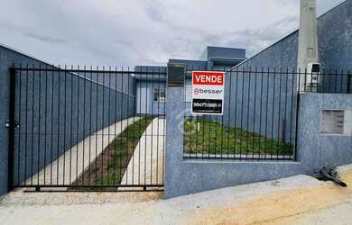 Imagem: A casa possui 2 Dormitórios, 1 Banheiro, 1 Vaga na garagem