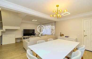 Imagem: A casa em condomínio possui 3 Dormitórios, 4 Banheiros, 3