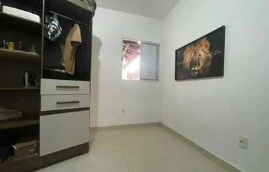 Imagem: O apartamento possui 1 Dormitório, 1 Banheiro, 1 Vaga na garagem