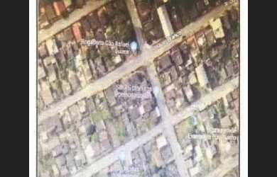 Imagem: A casa possui 2 Dormitórios, 1 Banheiro, 124m² de Área, Varanda