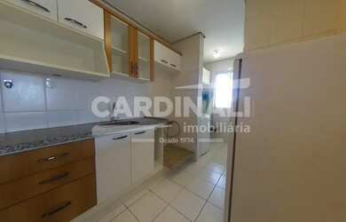 Imagem 4: apartamento de dois dormitórios sendo um suíte com uma vaga de garagem