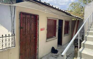 Imagem 15: // Vila no Alvorada com 1 casa - 4 apartamentos e quintal