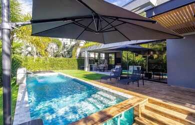 Imagem 8: Casa luxuosa no Bosque Amoraeville em Jurerê Internacional