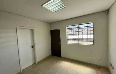 Imagem 7: Sala Comercial em CENTRO. Varandae100m² de Área