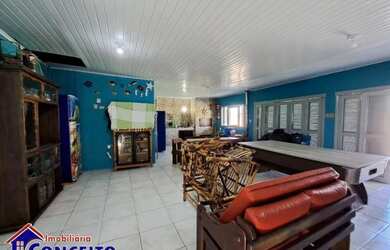 Imagem: A casa à venda possui 5 Dormitórios, 4 Banheiros, 5 Vagas