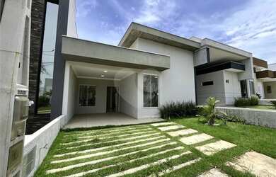 Imagem: Casa à venda com 3 quartos, sendo 1 suíte, no condomínio