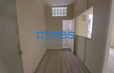 Imagem: A kitnet possui 1 Dormitório, 1 Banheiro, 35m² de Área e