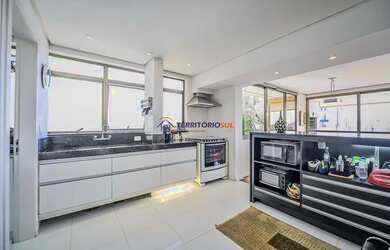 Imagem 6: Lindo apto. de frente, no bairro Higienópolis, com 150,34 m2 de área...