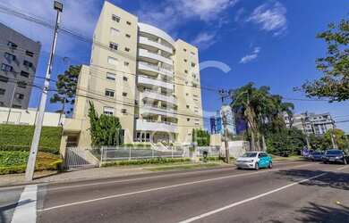 Imagem: O apartamento possui 3 Dormitórios, 3 Banheiros, 2 Vagas na