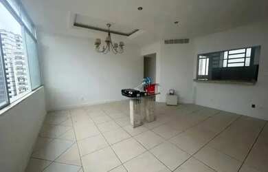 Imagem: O apartamento possui 4 Dormitórios, 4 Banheiros, 1 Vaga na