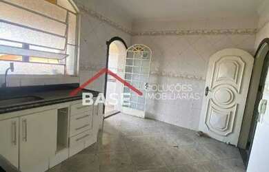 Imagem 6: Casa com 360m² alugando no Fonte Grande, valor R$ 9.000,00