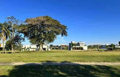 Imagem: O terreno possui 817m² de Área e está localizado em Eldorado