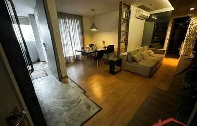 Imagem: O apartamento possui 2 Dormitórios, 1 Banheiro, 1 Vaga na garagem