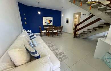 Imagem: A casa em condomínio possui 4 Dormitórios, 3 Banheiros, 2