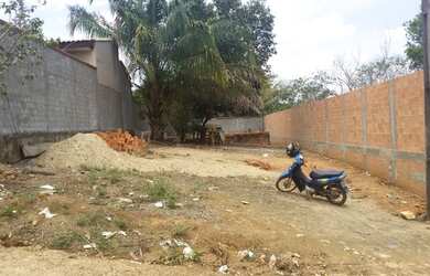 Imagem 2: Terreno. Imóvel novoe300m² de Área