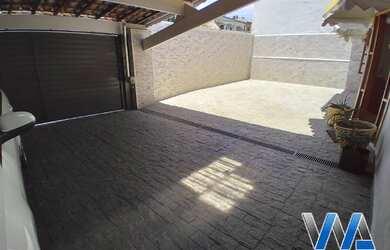 Imagem 2: Casa Na Santa Luzia. Piscina, Churrasqueira, VarandaeÁrea de serviço