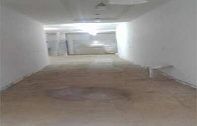 Imagem: O depósito possui 245m² de Área e está localizado em Centro