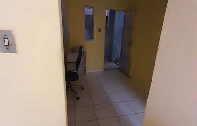 Imagem 2: Kitnet no Candeal pequeno