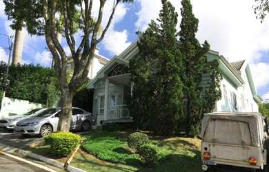 Imagem: A casa em condomínio possui 3 Dormitórios, 3 Banheiros, 2