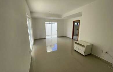 Imagem 2: Casa em Condomínio para Venda em Lauro de Freitas, Buraquinho, 4 dormitórios, 3 suítes, 2