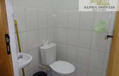 Imagem: O depósito possui 5 Vagas na garagem, 400m² de Área e está