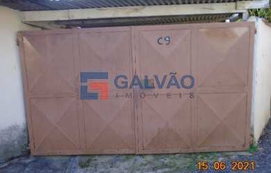 Imagem: A casa possui 2 Dormitórios, 1 Banheiro, 1 Vaga na garagem