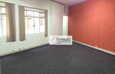 Imagem: O depósito possui 104m² de Área e está localizado em Centro