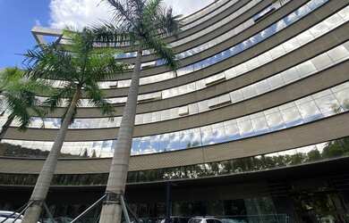 Imagem: O depósito possui 1 Vaga na garagem e 40m² de Área e está