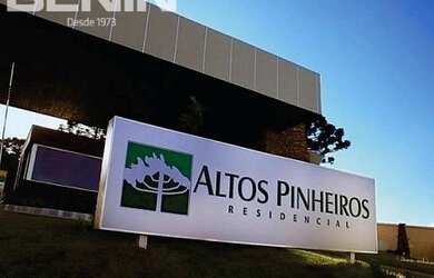 Imagem: O terreno possui 702m² de Área e está localizado em Canela