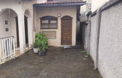 Imagem 2: Belo Horizonte - Casa Padrão - Indaiá