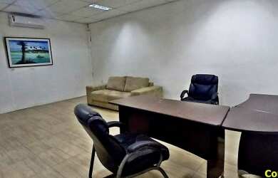 Imagem 3: Vendo ou Alugo Galpão 350m² com salas, mesanino, L. de Freitas