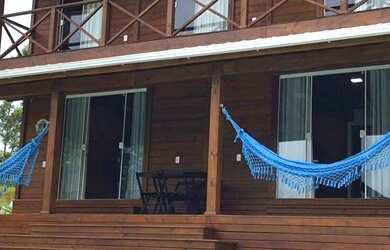 Imagem: A casa possui 3 Dormitórios, 2 Banheiros, 140m² de Área