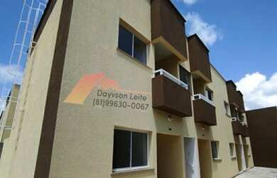 Imagem: A casa possui 2 Dormitórios, 1 Banheiro, 1 Vaga na garagem