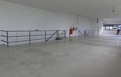 Imagem 4: Galpão em Alphaville tamb. alam Araguaia 903m. Térreo 354m. Dep. 195m....