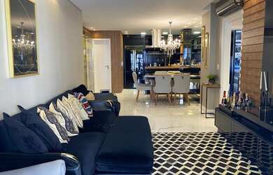 Imagem: O apartamento possui 3 Dormitórios, 3 Banheiros, 2 Vagas na