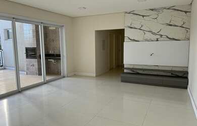 Imagem: O apartamento possui 3 Dormitórios, 4 Banheiros, 2 Vagas na