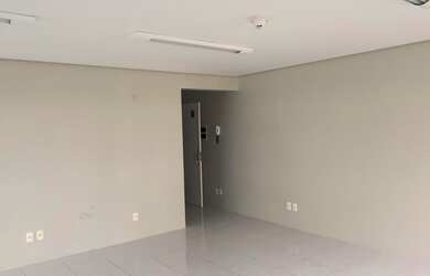 Imagem 4: BENTOALVES aluga Sala aérea, em frente ao Villagio Shopping - Caxias...