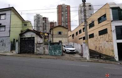 Imagem: O terreno possui 550m² de Área e está localizado em Vila