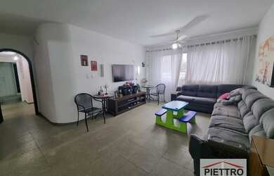 Imagem: O apartamento possui 3 Dormitórios, 2 Banheiros, 2 Vagas na