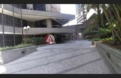 Imagem: O depósito possui 2 Vagas na garagem e 75m² de Área e está