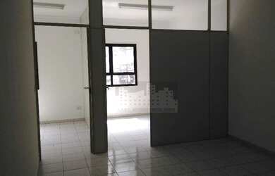 Imagem: O depósito para alugar possui 36m² de Área e está localizado