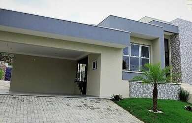 Imagem: A casa em condomínio possui 4 Dormitórios, 5 Banheiros, 4