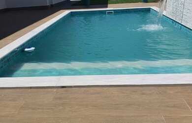 Imagem: A casa em condomínio possui 4 Dormitórios, 5 Banheiros, 4